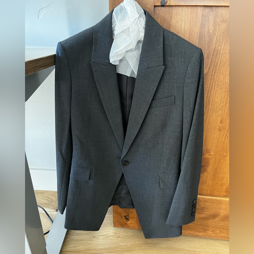 NWT Theory Charcoal Grey Suit